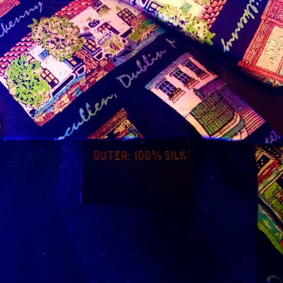 💐Men’s Pubs of Ireland Tie💐 - Picture 6 of 6